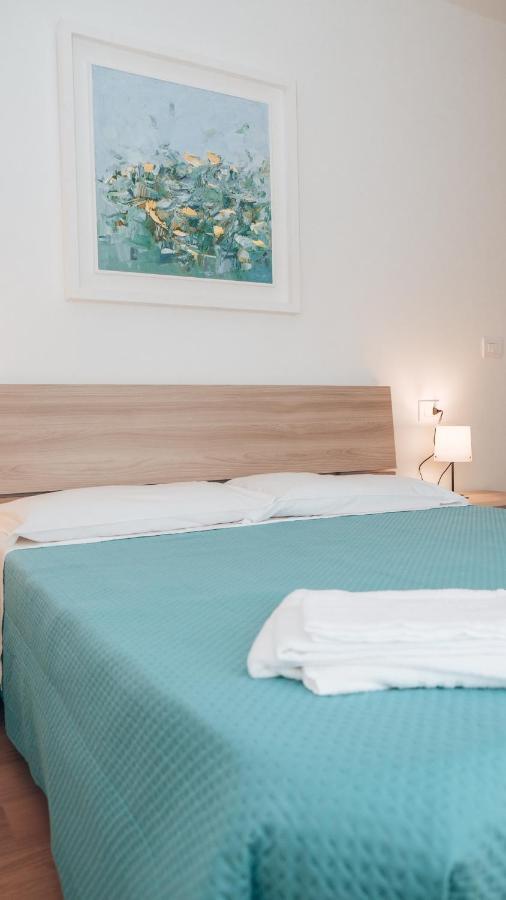 Guesthouse Aschenez Reggio Calabria Exterior photo
